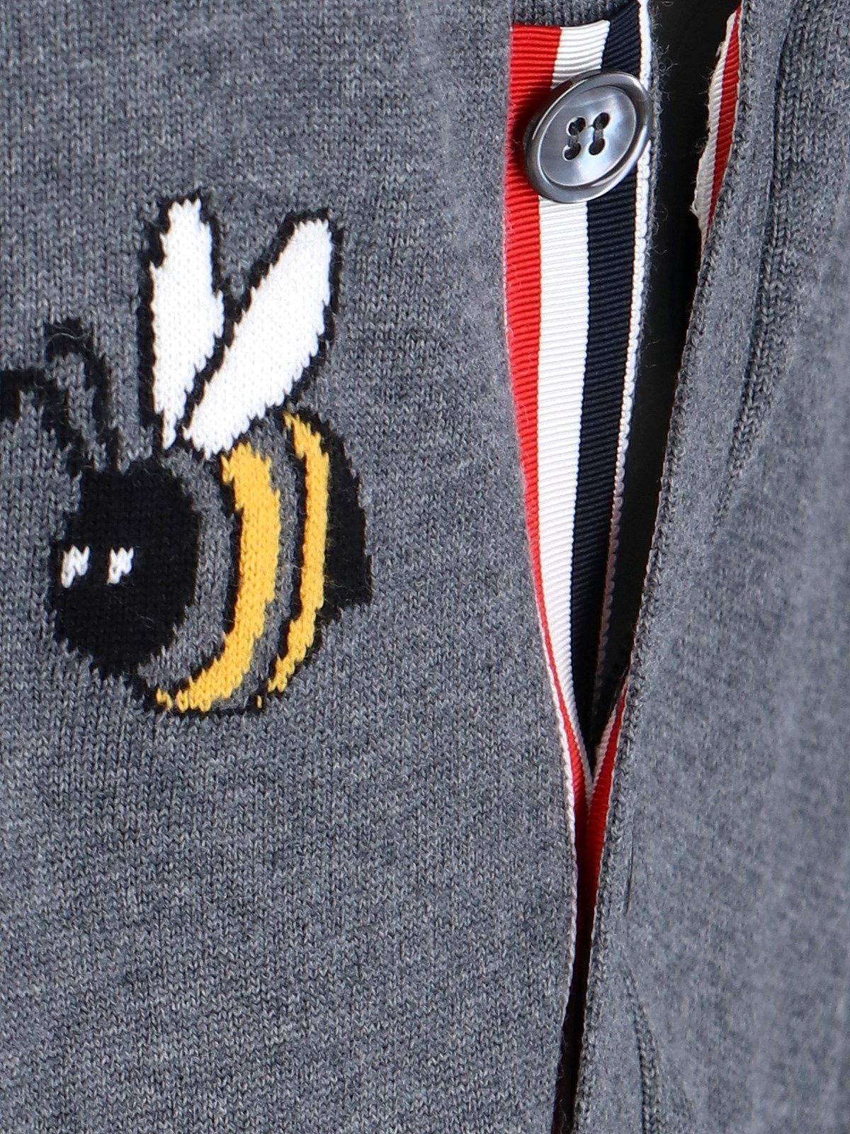 Strickjacke „Vögel und Bienen“.