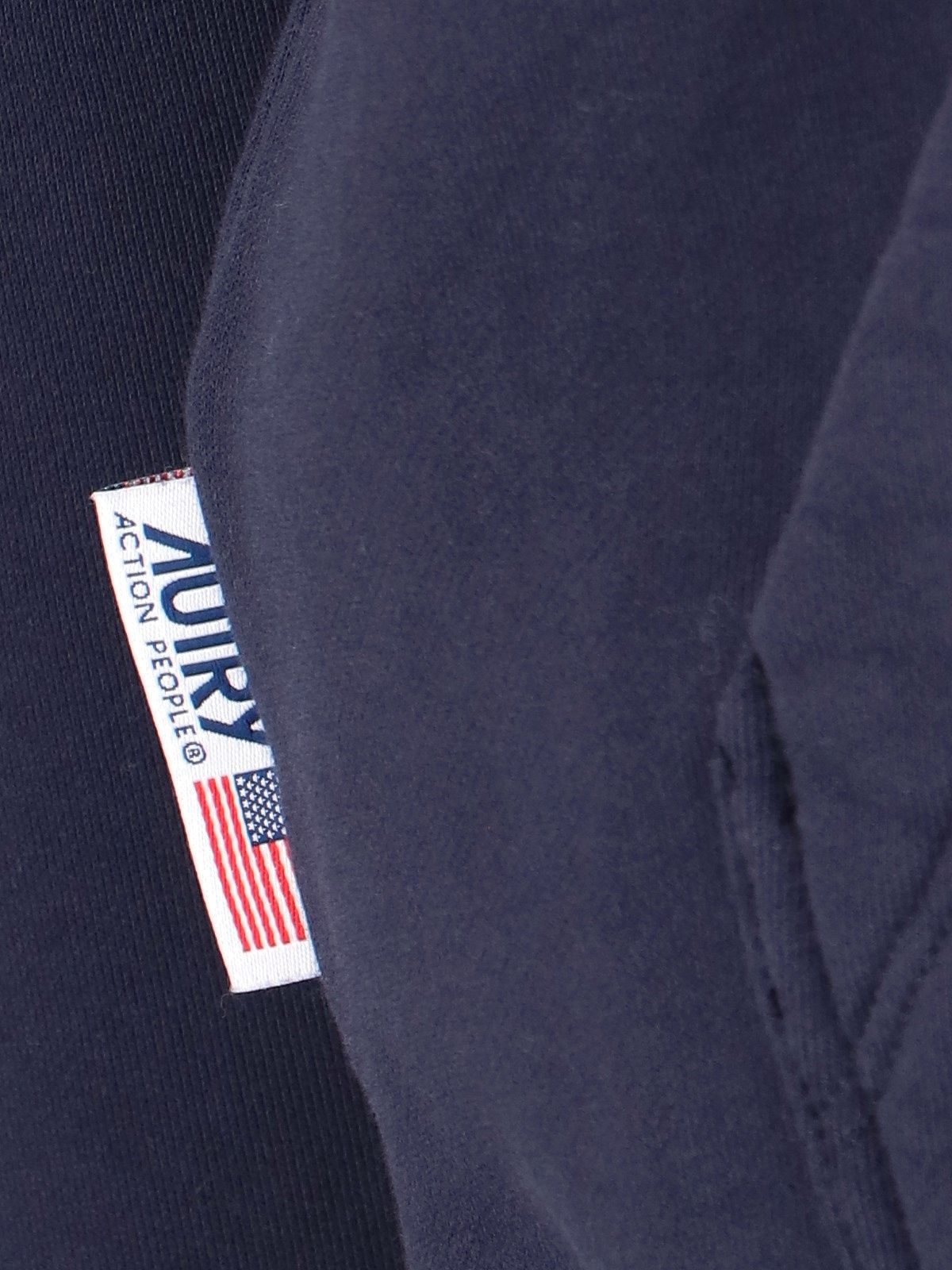 Kapuzenpullover mit Logo