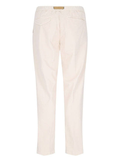 Pantaloni chino con cintura