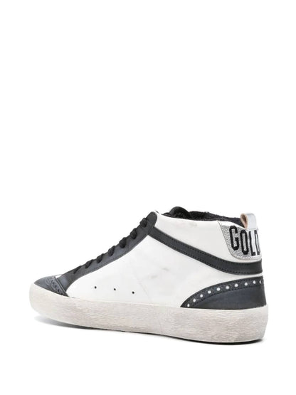 Sneakers with blue and white calfskin panels