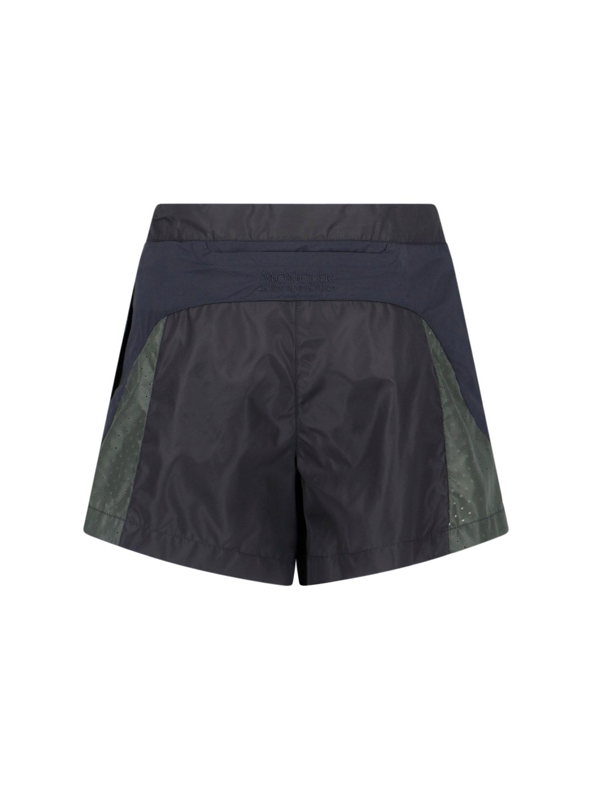 „Born to Protect“-Shorts