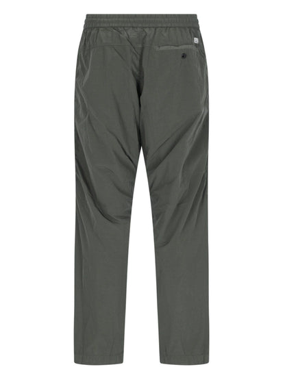 Pantaloni cargo