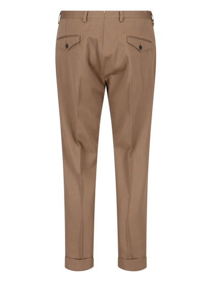 Pantaloni slim