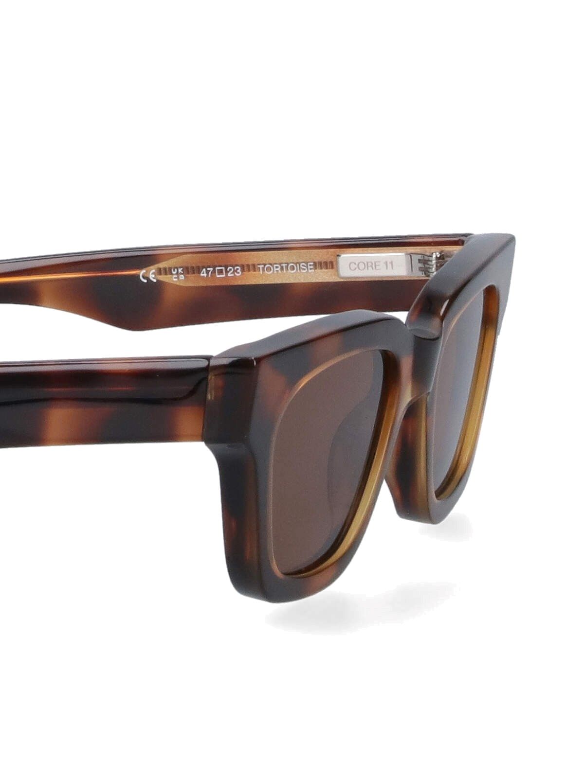 Sonnenbrille „Tortoise 11“.