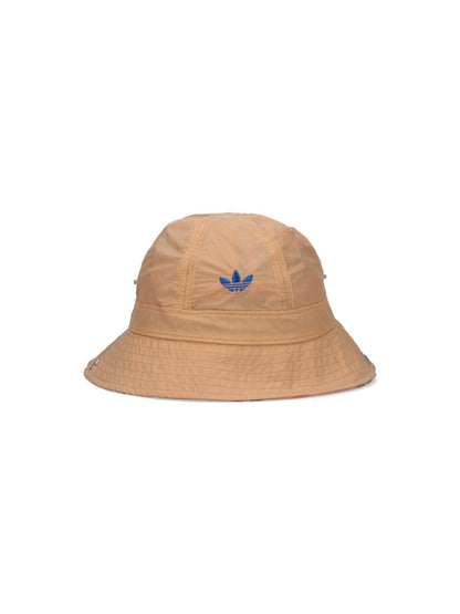 Reversible bucket hat