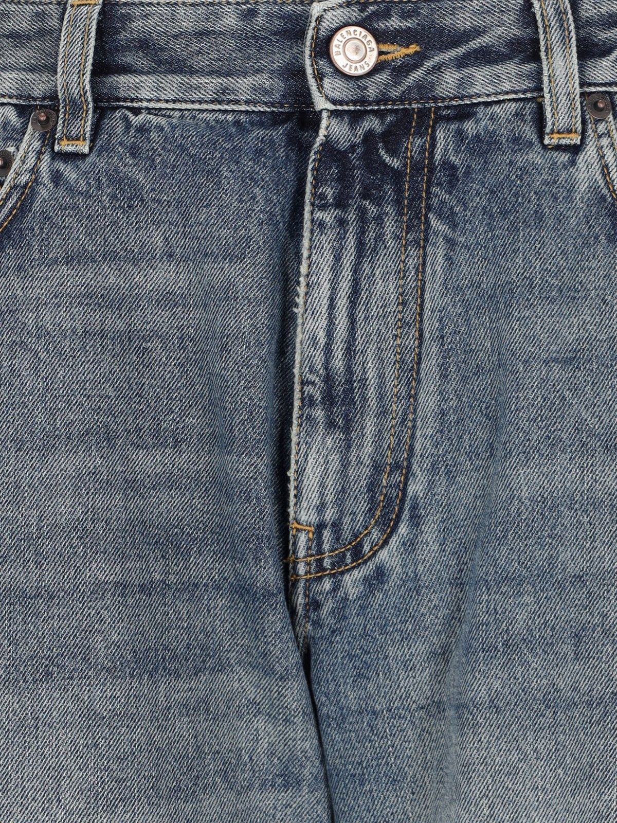 Destroyed wide jeans