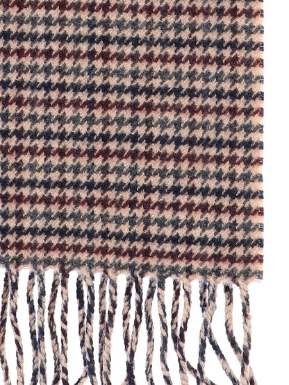 Check pattern scarf