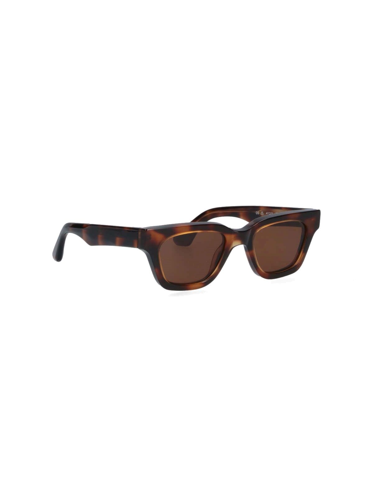 Sonnenbrille „Tortoise 11“.