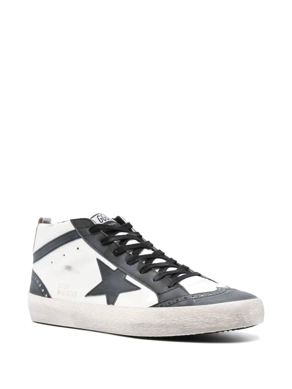 Sneakers with blue and white calfskin panels
