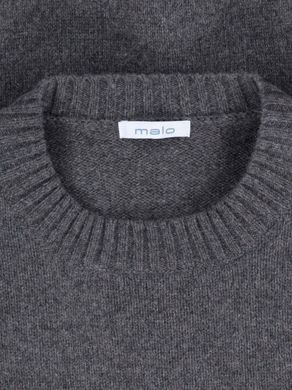 Cashmere sweater