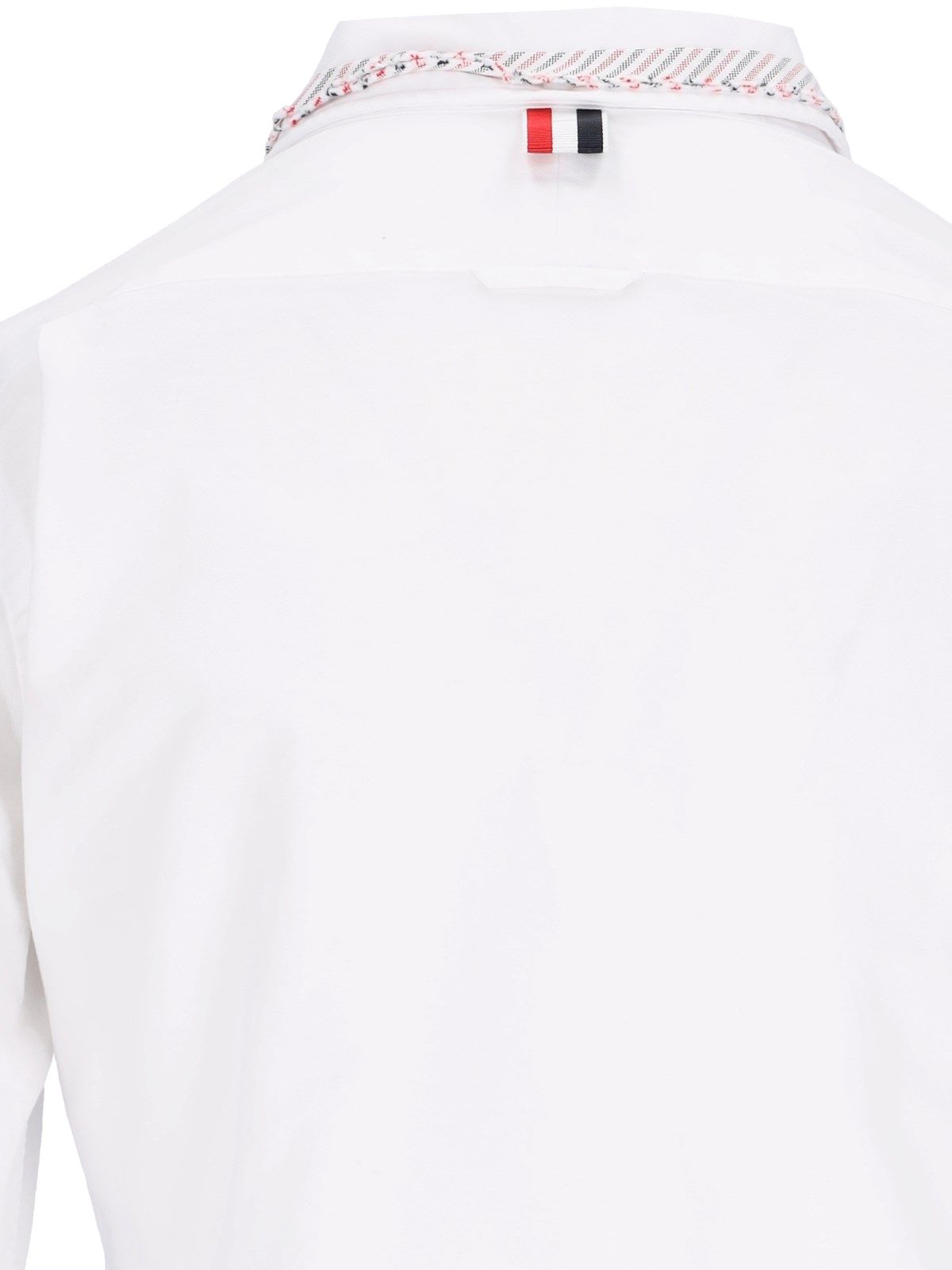 Hemd mit dreifarbigen Details