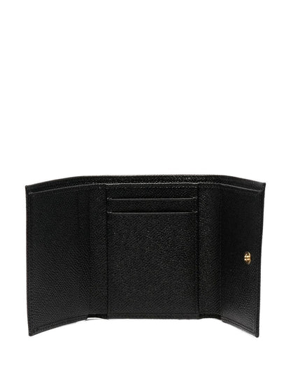 Trifold wallet with logo plaque