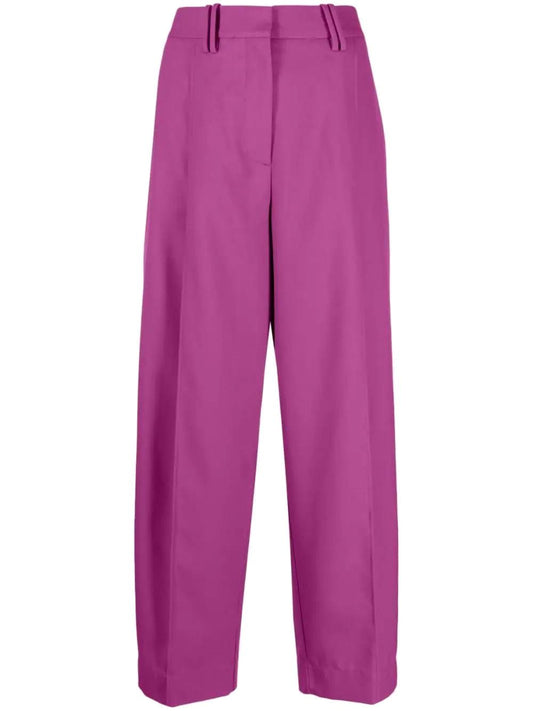 Straight leg trousers with pleats