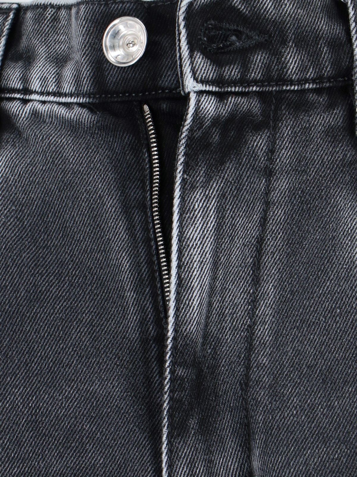 Jeans with cut-out details