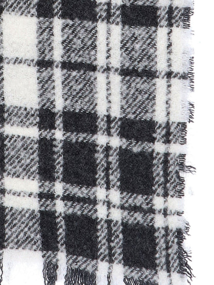 Check pattern scarf