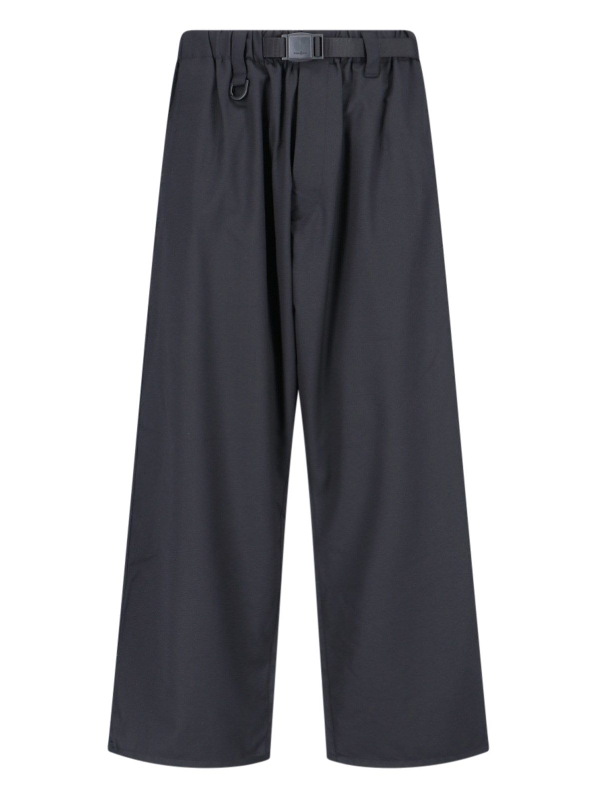 Pantaloni ampi con cintura