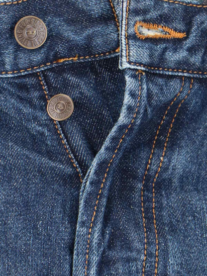 Diesel Jeans dritti-Jeans dritti-Diesel-Jeans dritti Diesel, in denim blu, passanti cintura, chiusura bottoni, design cinque tasche, etichetta logo fronte, patch logo retro, gamba dritta.-Dresso