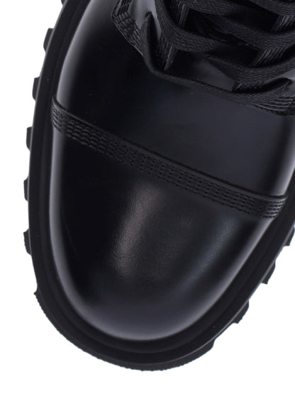 Kampfstiefel