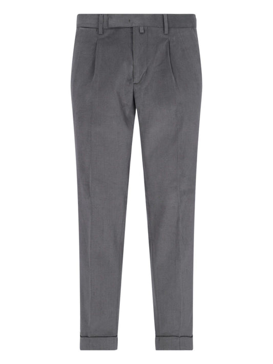 Pantaloni chino